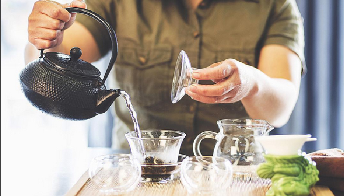 Business owner making tea